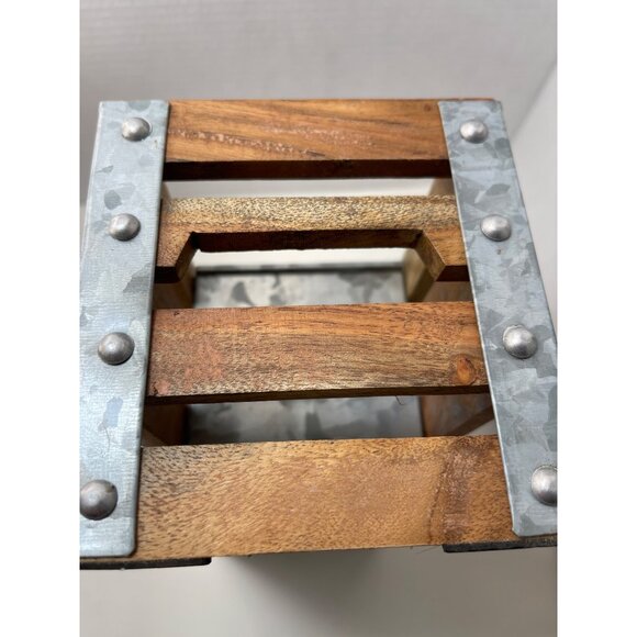 Wooden Utensil Caddy Crate with 3 Sections New WithOut Tags! - Picture 9 of 9